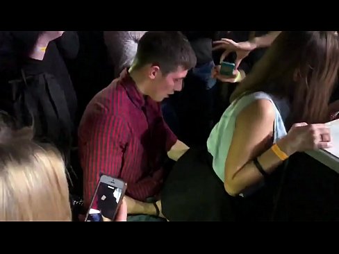 ❤️ Sess reali f'nightclub Russu. Tfajla Russa ta’ 18-il sena fl-anus u l-vaġina fucked f’nightclub ☑ Sess ta' kwalità f'mt.com-full-porner.ru ❌️